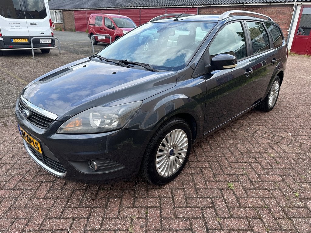 Ford Focus Wagon 2.0-16V Titanium NAVI KLIMAAT PDC APK, Automatische klimaatregeling, Gebruikt, Handgeschakeld, 1259 kg