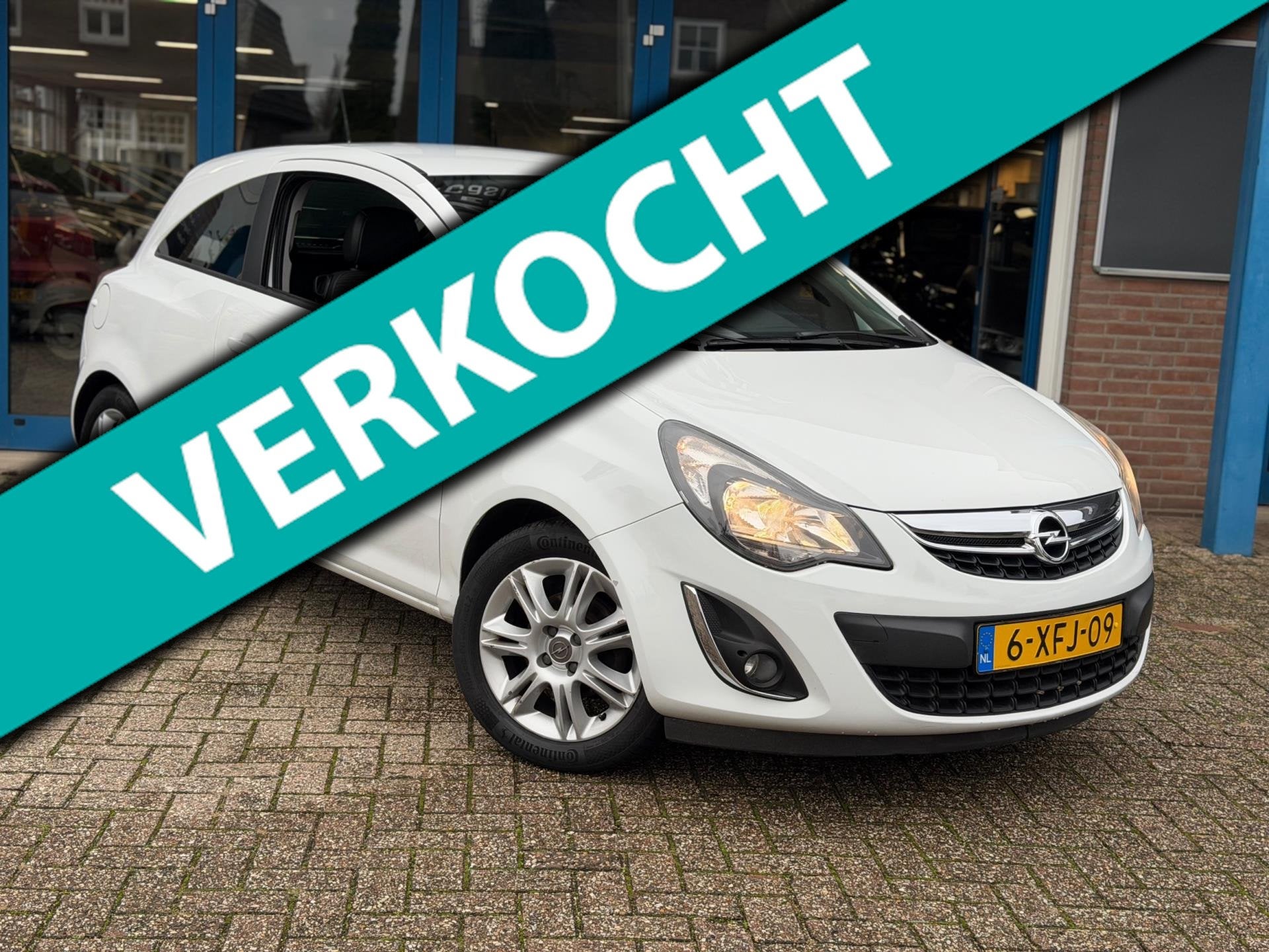 Opel Corsa 1.2-16V BlitZ Wit 3drs 2014 AIRCO LM NAP, Voorwielaandrijving, Zwart, 4 cilinders, 1229 cc