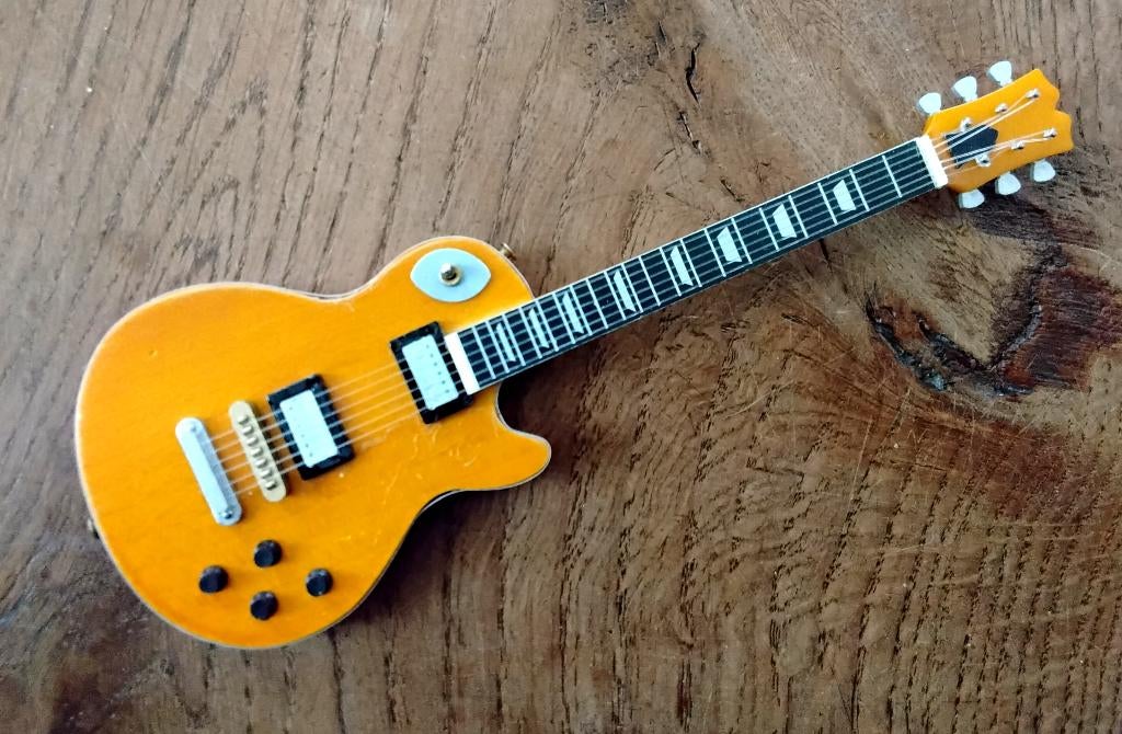  Miniatuur gitaar Gibson Les Paul - artiest Bob Marley - met, Ophalen of Verzenden, Pop, Beeldje of Miniatuur