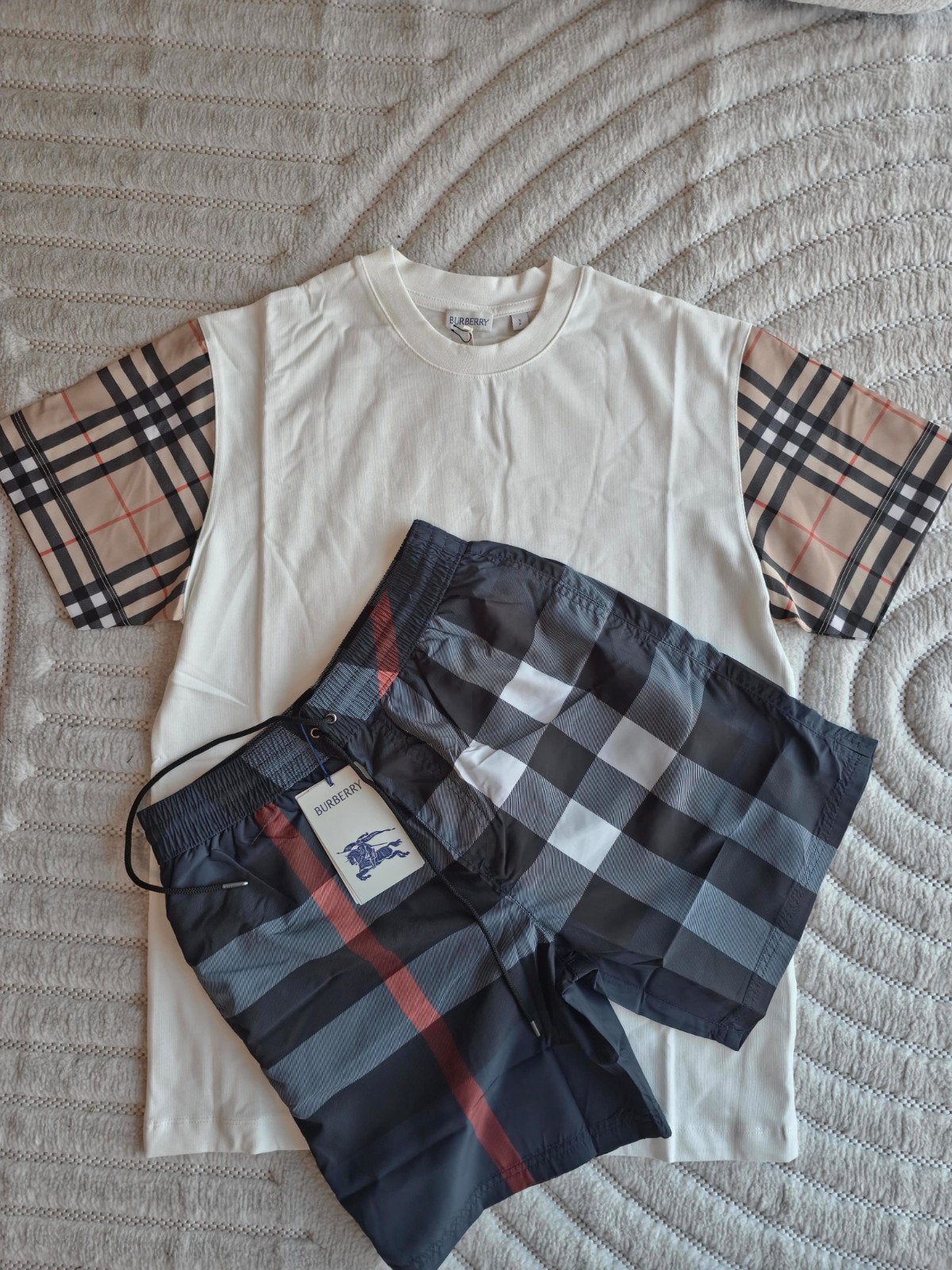 Zwembroeken- shirt Burberry, Hermès, Dior 2026, Ophalen of Verzenden, Nieuw, Overige maten, Zwart