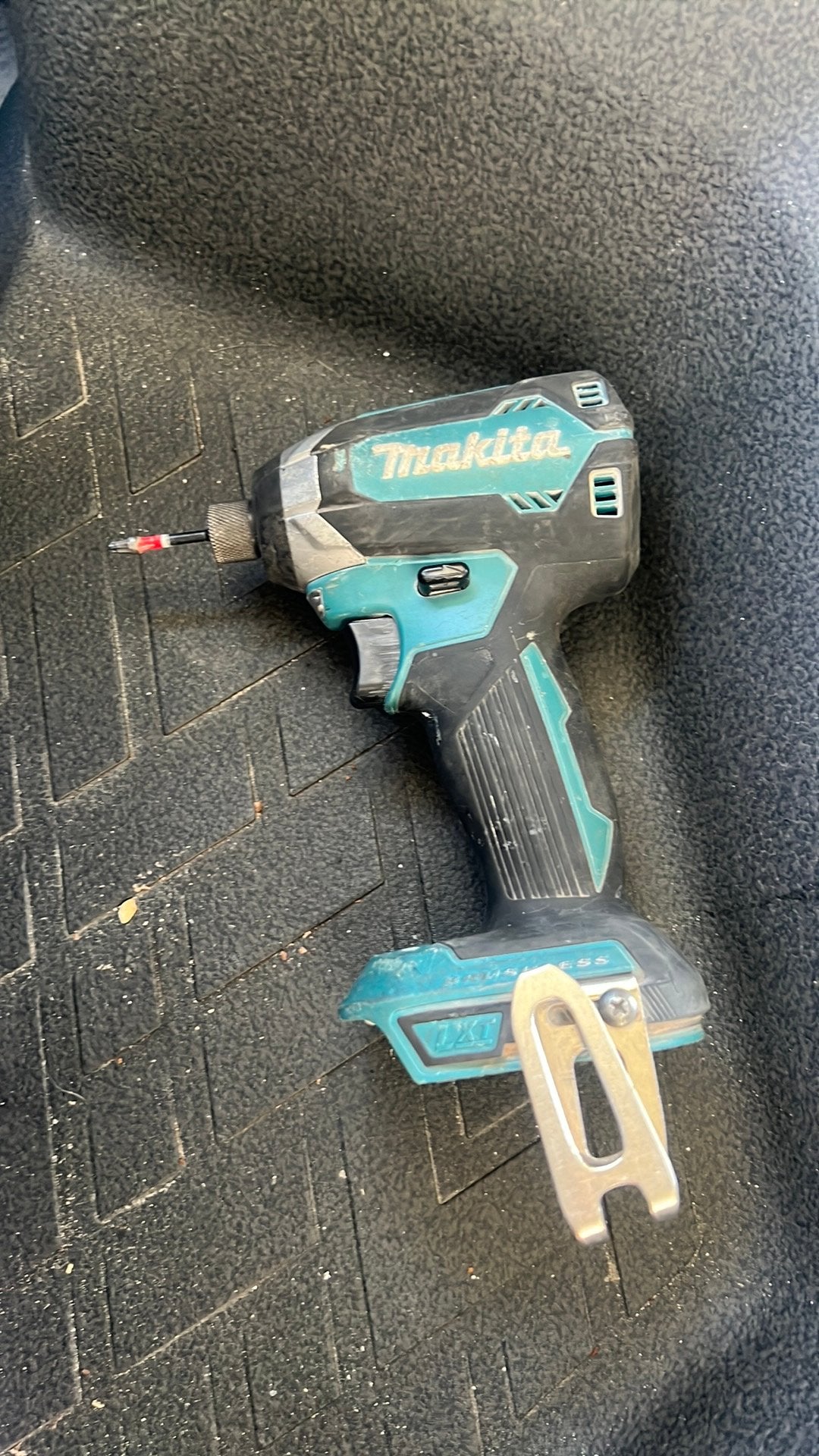 Makita slagschroef machine 18v, Ophalen, Zo goed als nieuw, Boor- en Schroefmachine