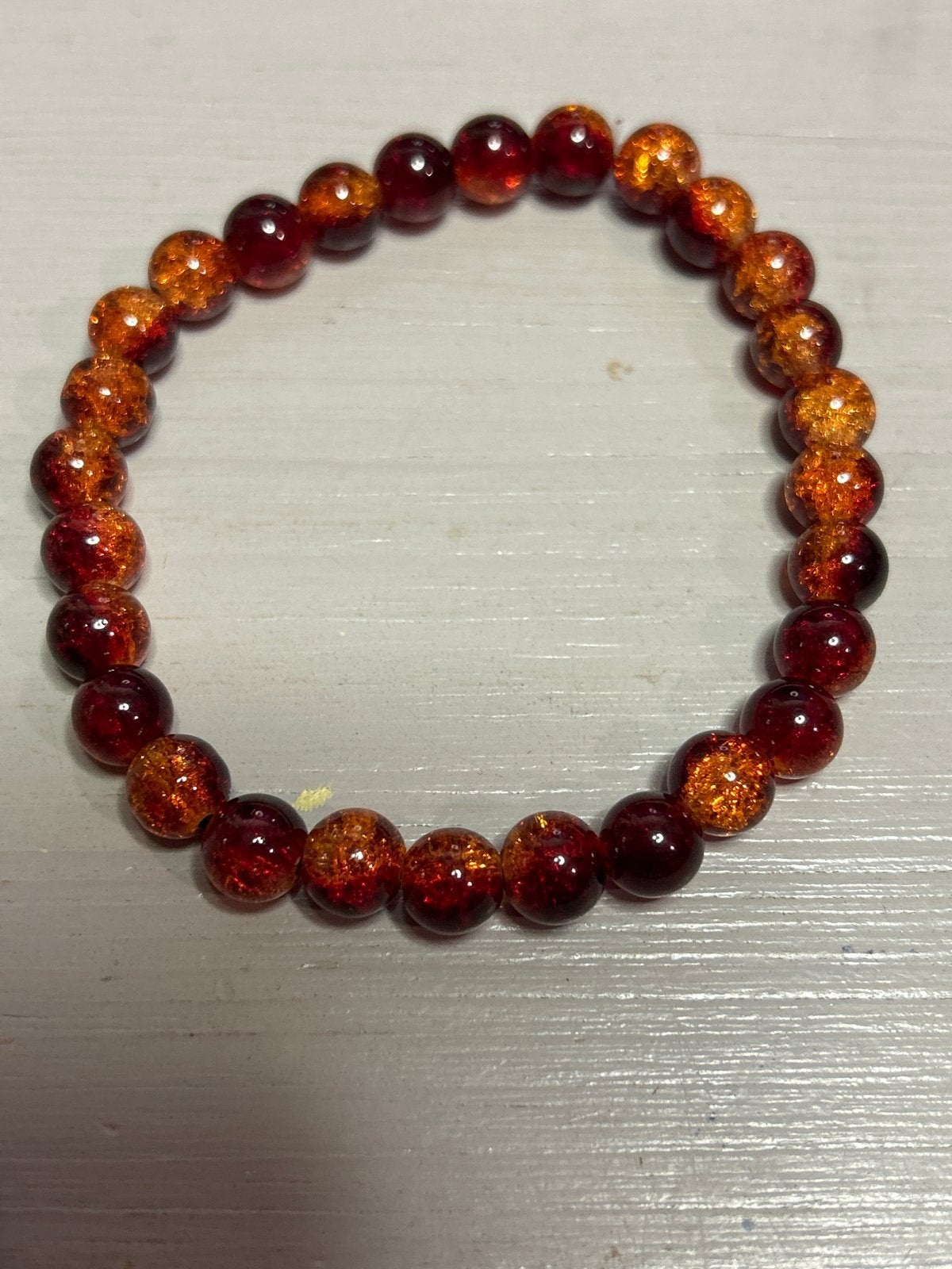 Mooie oranje/rode kralenarmband, Sieraden, Tassen en Uiterlijk, Verzenden, Nieuw, Oranje, Overige materialen