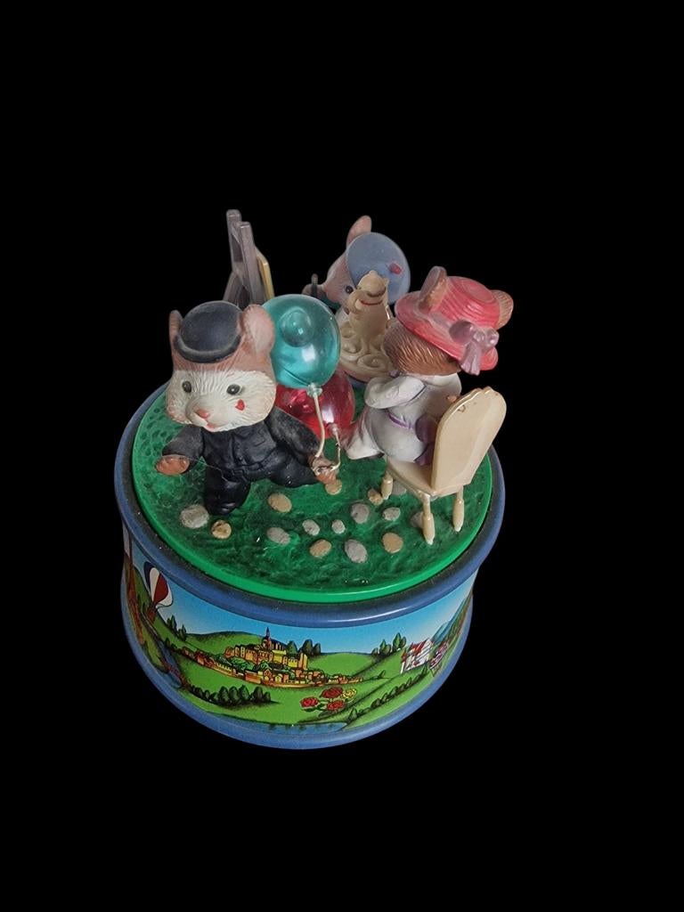 Enesco Muziekdoos "Vive La France, I Love Paris" uit 1995, Ophalen of Verzenden, Gebruikt