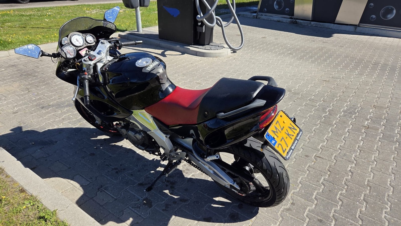 Yamaha SZR 660, Ophalen, Gebruikt, Benzine