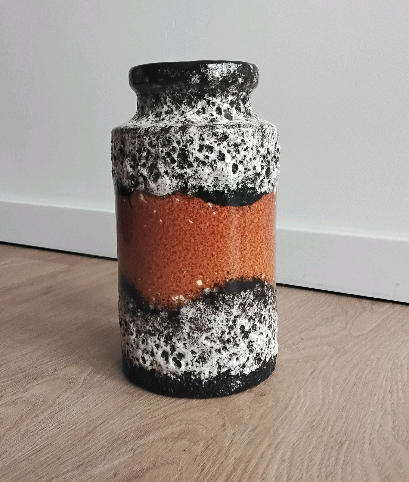 West Germany vaas, 18cm, Huis en Inrichting, Woonaccessoires | Vazen, Ophalen of Verzenden, Zo goed als nieuw, Natuurlijk materiaal