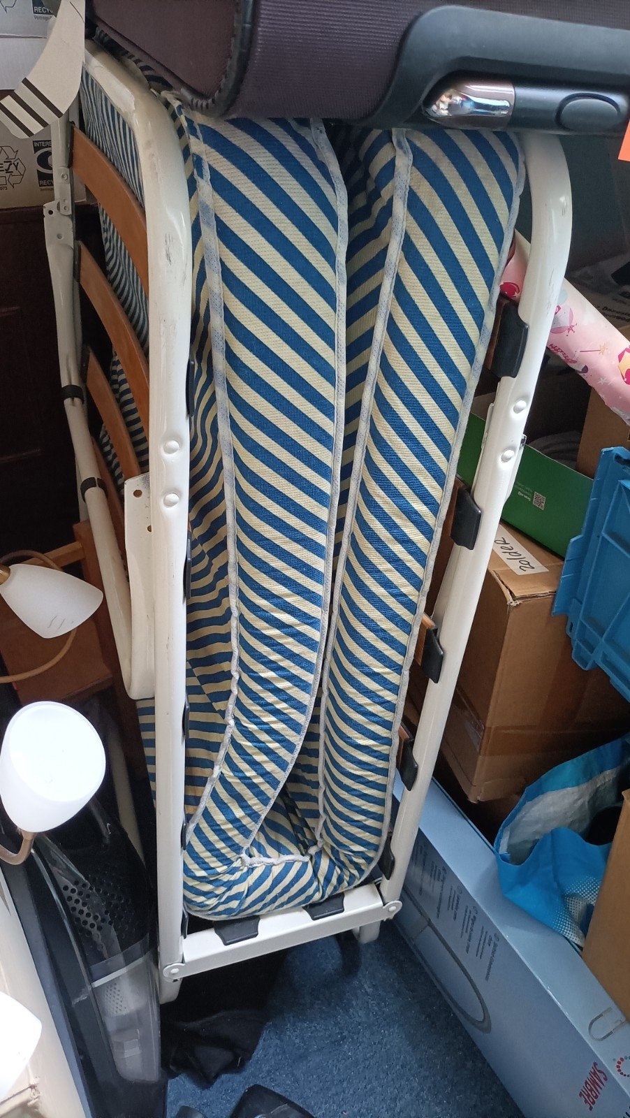Praktisch opklapbed met matras, Huis en Inrichting, Ophalen, Gebruikt, Eenpersoons, Wit