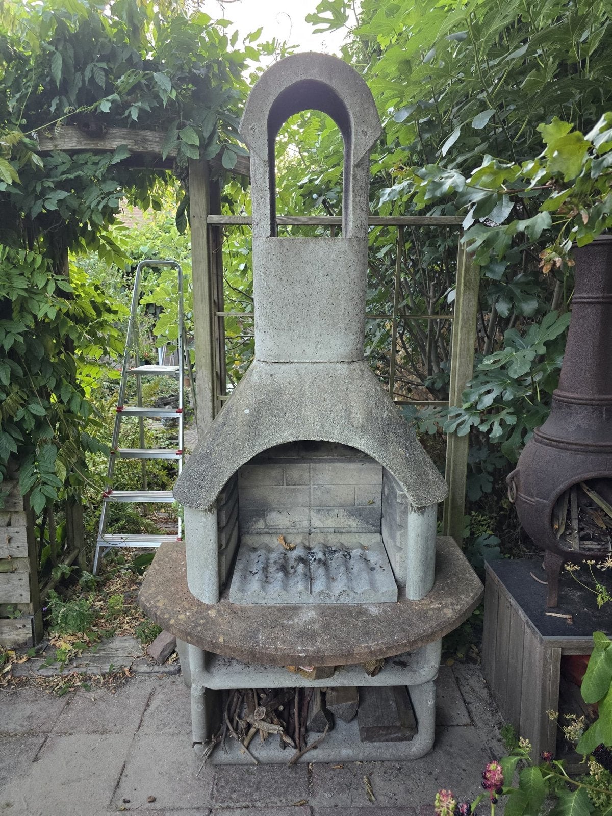 Betonnen buitenhaard GRATIS, Tuin en Terras, Ophalen, Gebruikt