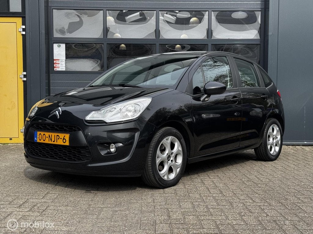 Citroen C3 1.4 Ligne Business | Airco | Trekhaak | Cruise, Voorwielaandrijving, 4 cilinders, Zwart, Origineel Nederlands