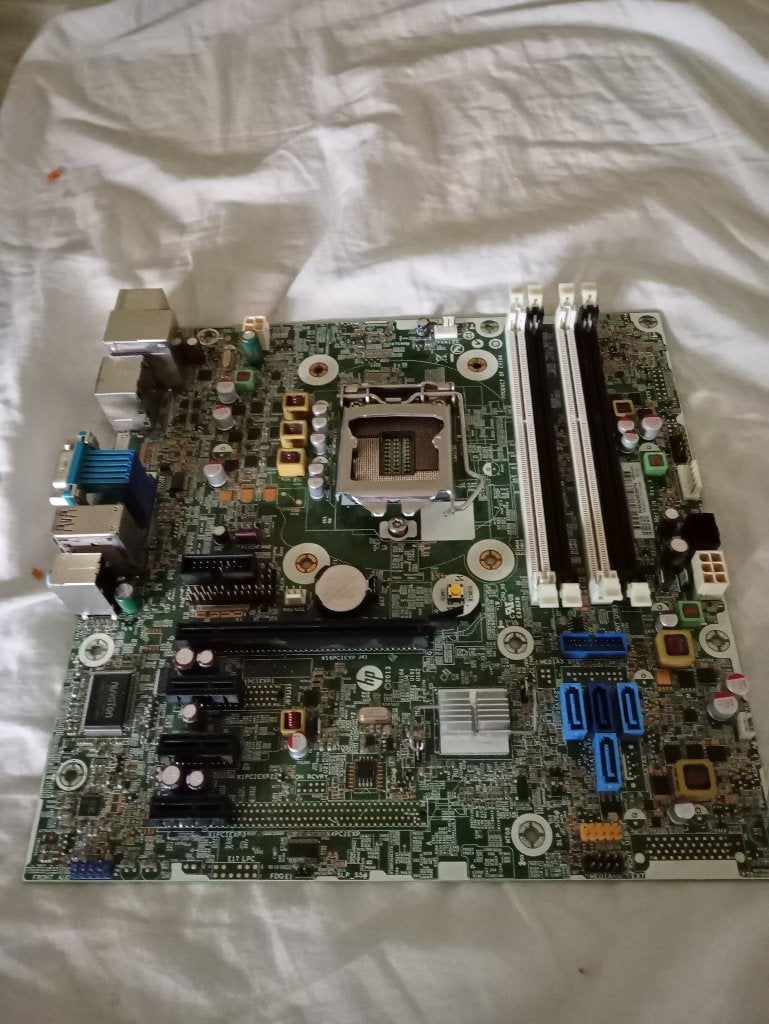 HP Shark Bay SFF, Computers en Software, DDR4, Ophalen of Verzenden, Zo goed als nieuw, Micro-ATX