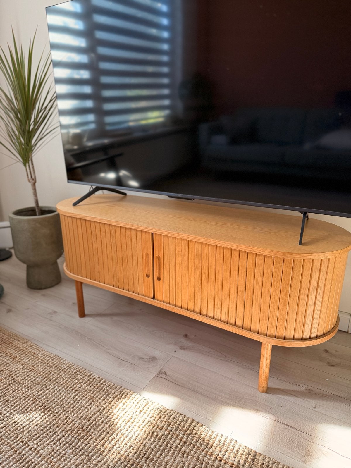JYSK LYNGVIG TV-meubel 120cm naturel eiken, Ophalen, 100 tot 150 cm, Eikenhout, Zo goed als nieuw