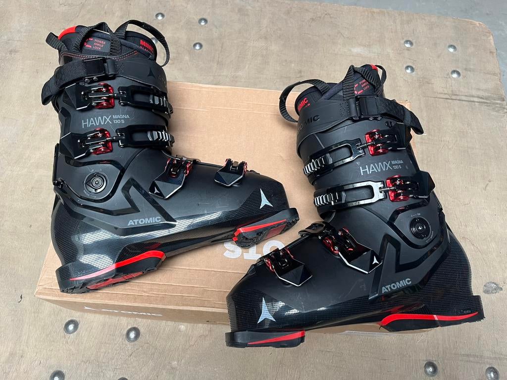 Atomic Hawx Magna 130 S Skischoenen 28/28.5 model 2025/26, Schoenen, Ophalen of Verzenden, Zo goed als nieuw, Atomic