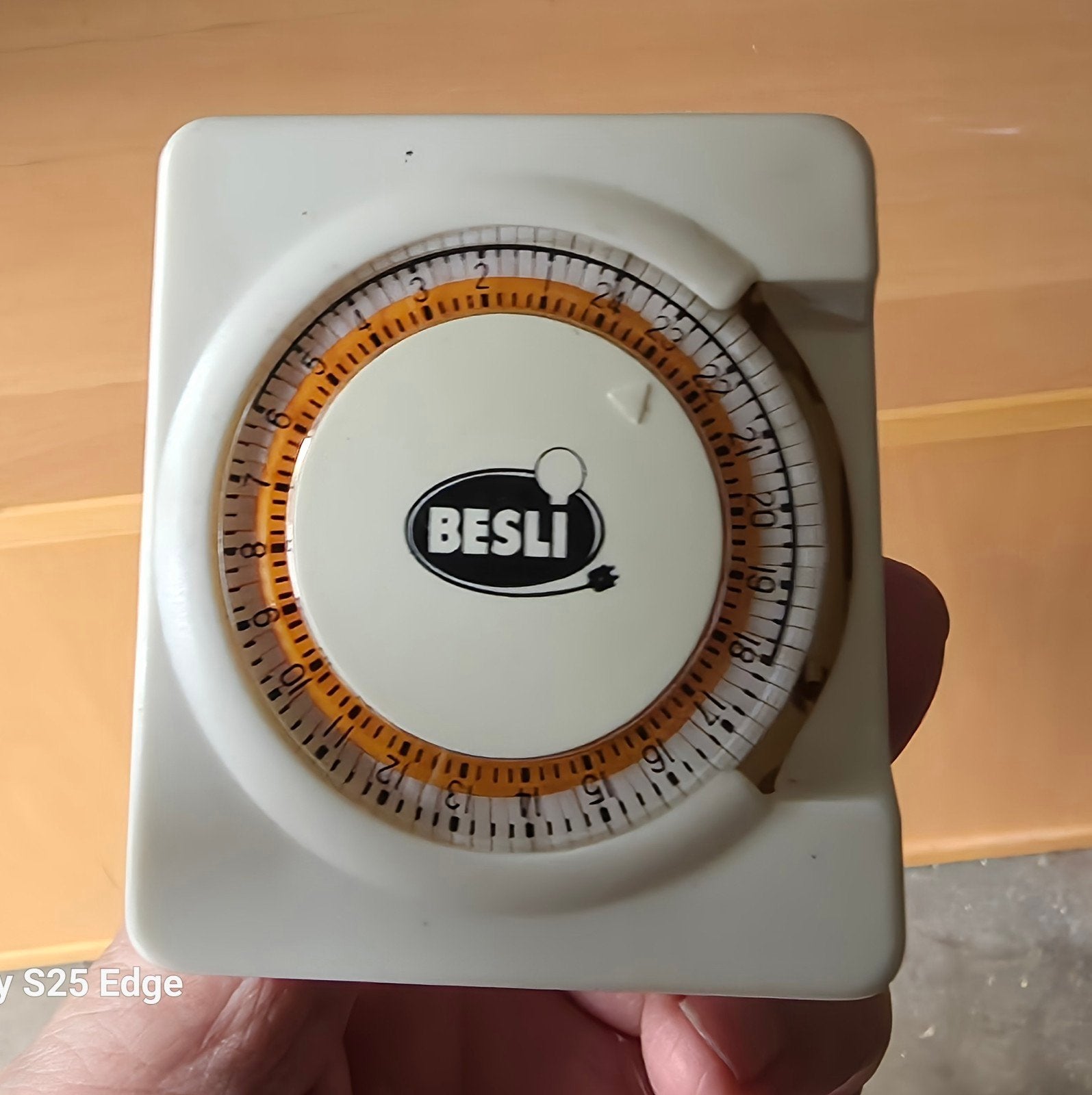 2x Vintage tijdschakelaar (Besli & Philips), Huis en Inrichting, Gebruikt, Wit, Vintage, Ophalen