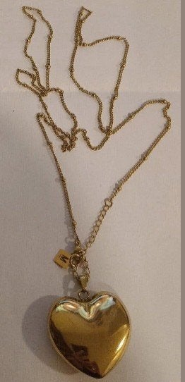 goudkleurige Stainlessteal ketting met hartvormige hanger, Ophalen of Verzenden, Nieuw, Goud, Overige materialen