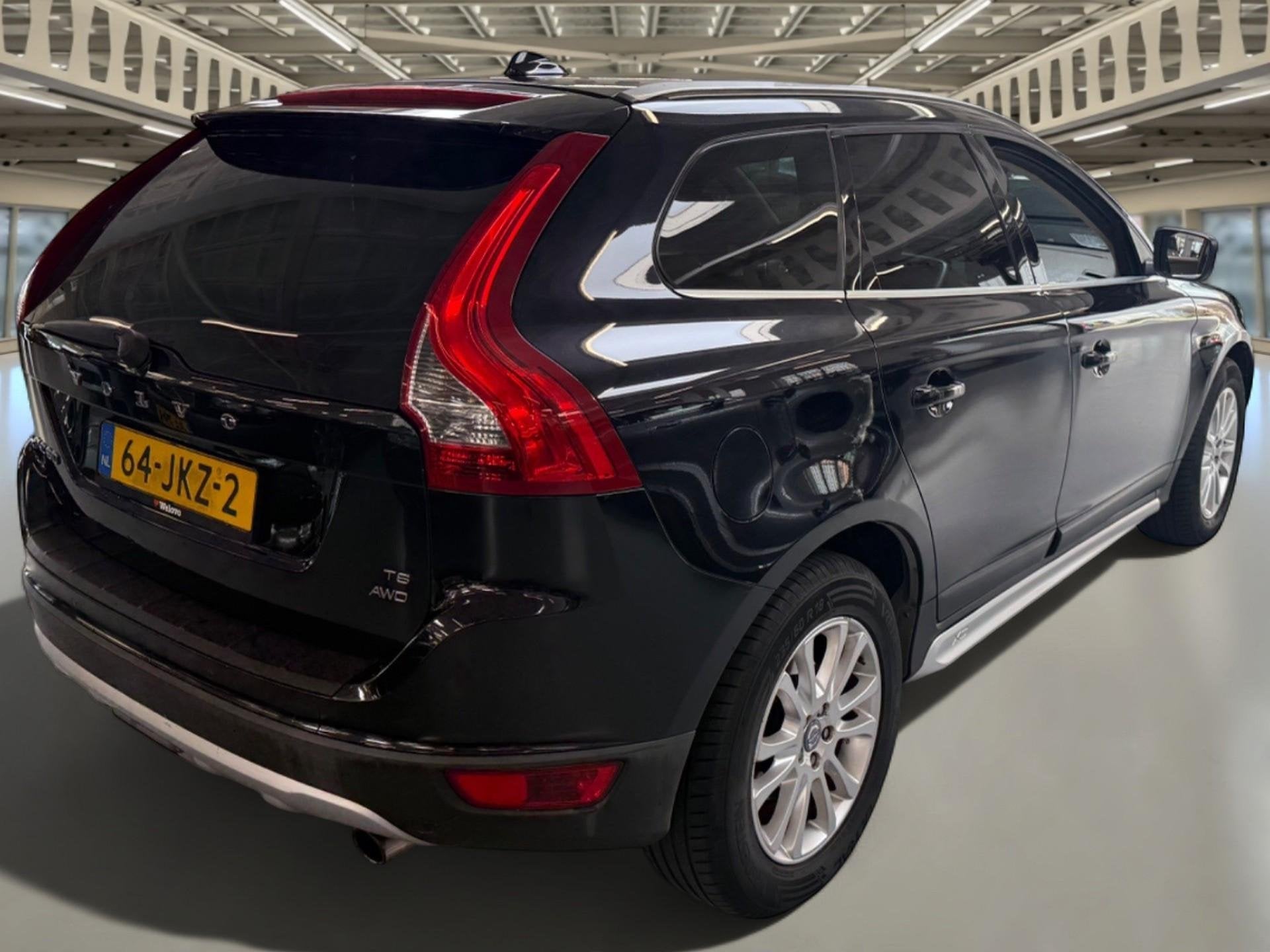 Volvo XC60 3.0 T6 AWD Summum Pano Dak Goed onderhouden met g, Auto's, Automaat, 1748 kg, Gebruikt, 2953 cc