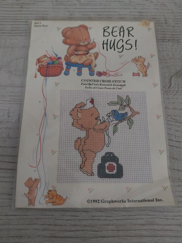 Graphworks borduurpakket BH-3 Nurse Bear NIEUW, Hobby en Vrije tijd, Ophalen of Verzenden, Nieuw, Handborduren, Borduurpakket