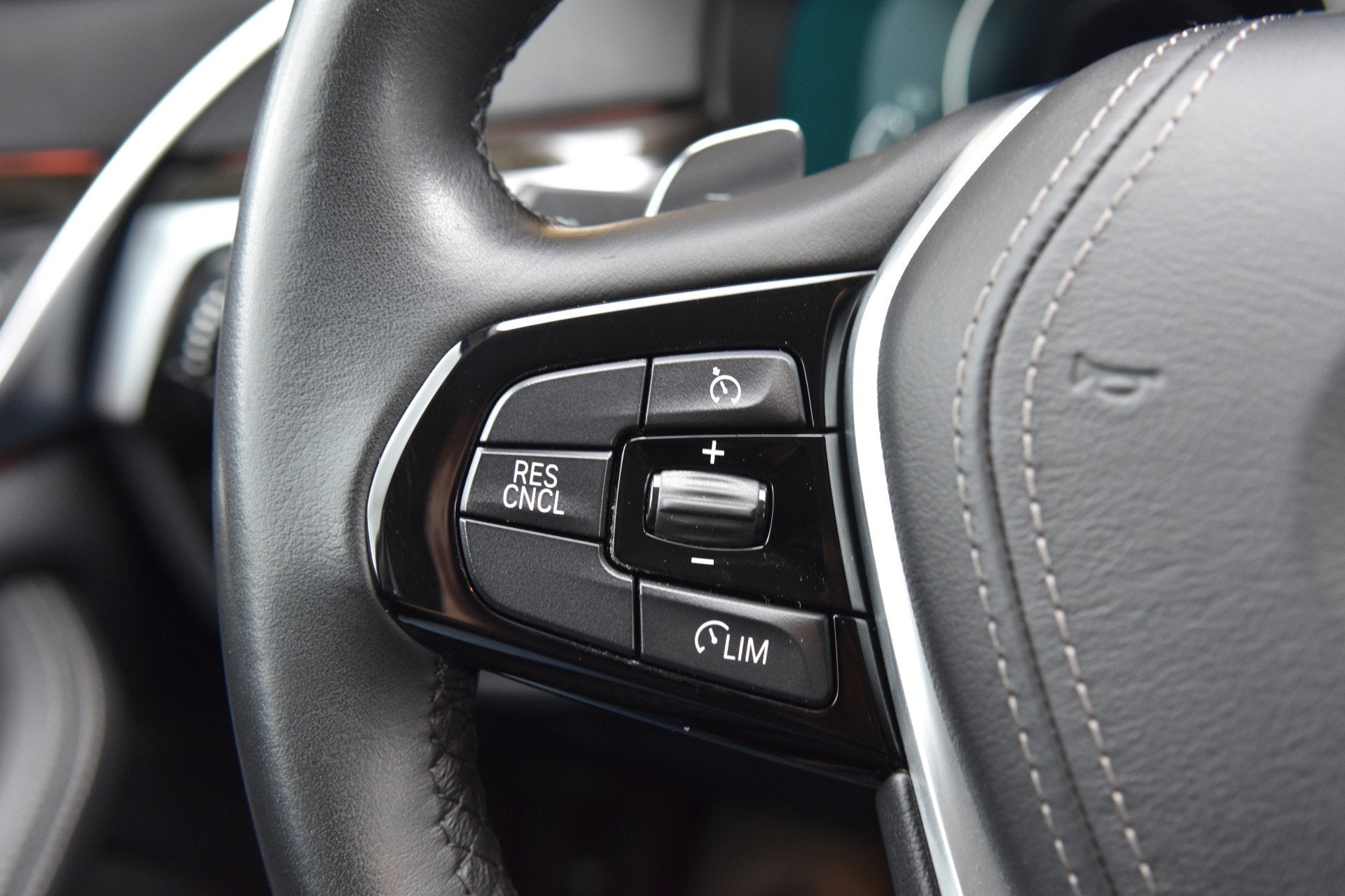 Foto 15 van BMW 5 Serie Touring 520i High Executive Edition * Comfortsto