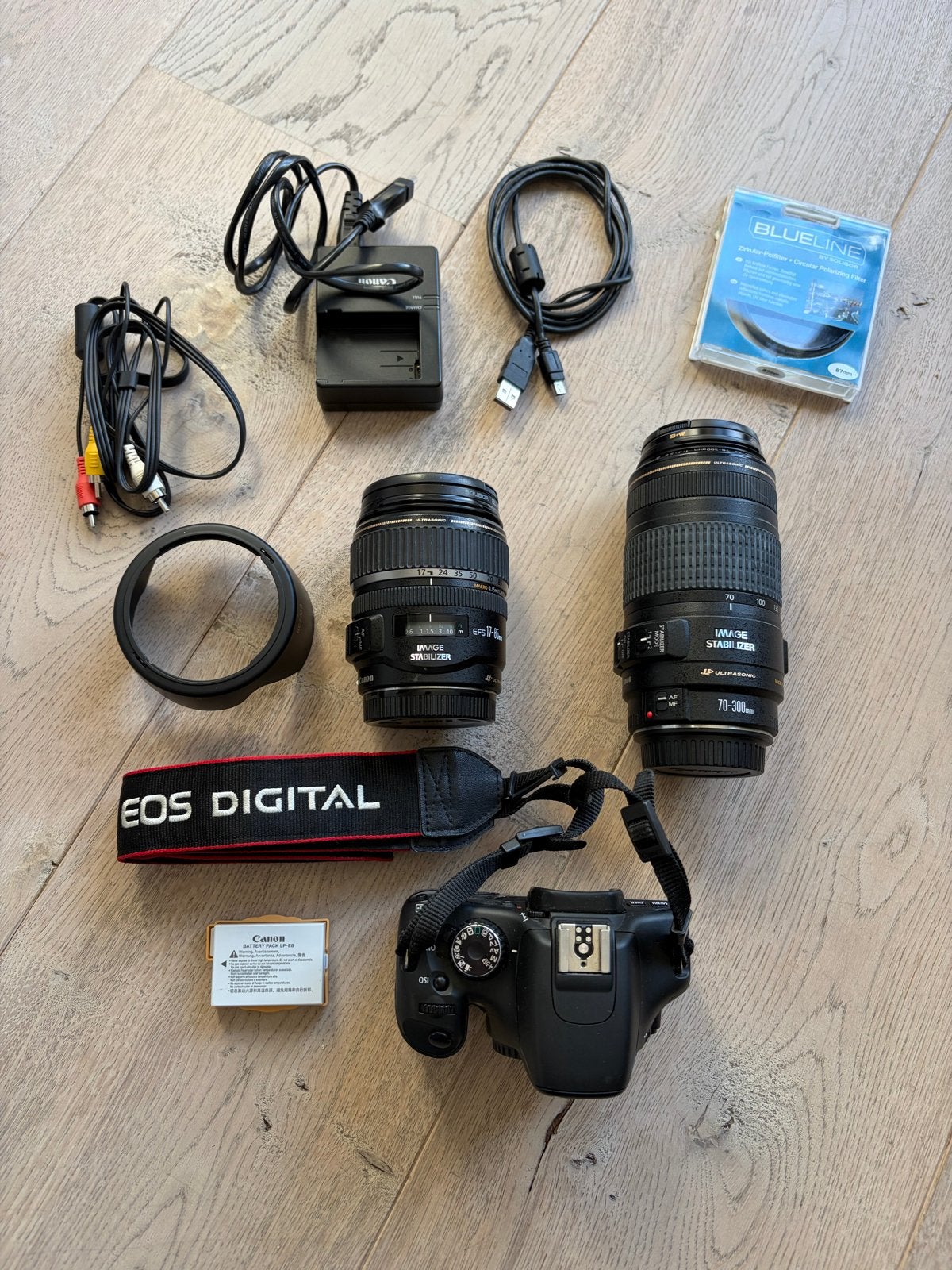 Canon EOS 550D met 2 lenzen en accessoires, Canon, Autofocus, Zo goed als nieuw, Canon EF