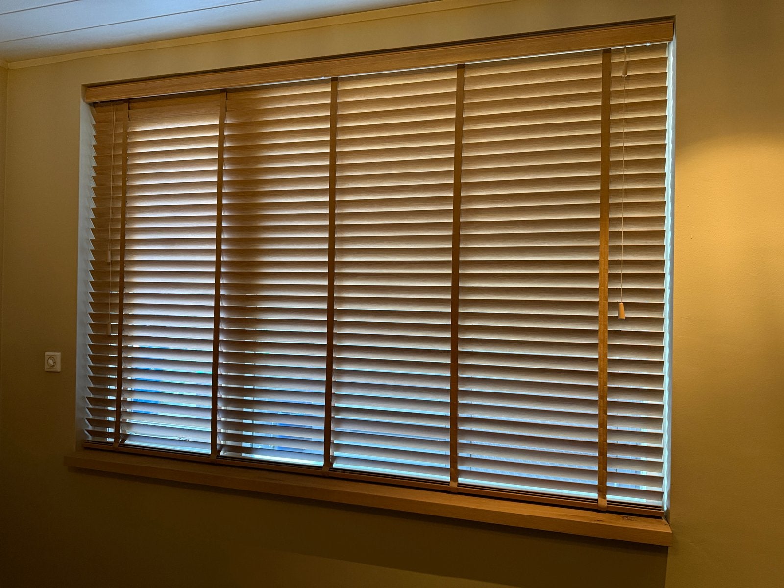 Luxaflex Jaloezie Houtlook 220,5x150 cm, Ophalen, Jaloezie, Bruin, Hout