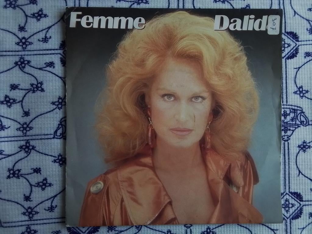 Dalida             Femme smile, Ophalen of Verzenden, Zo goed als nieuw, Pop, Single