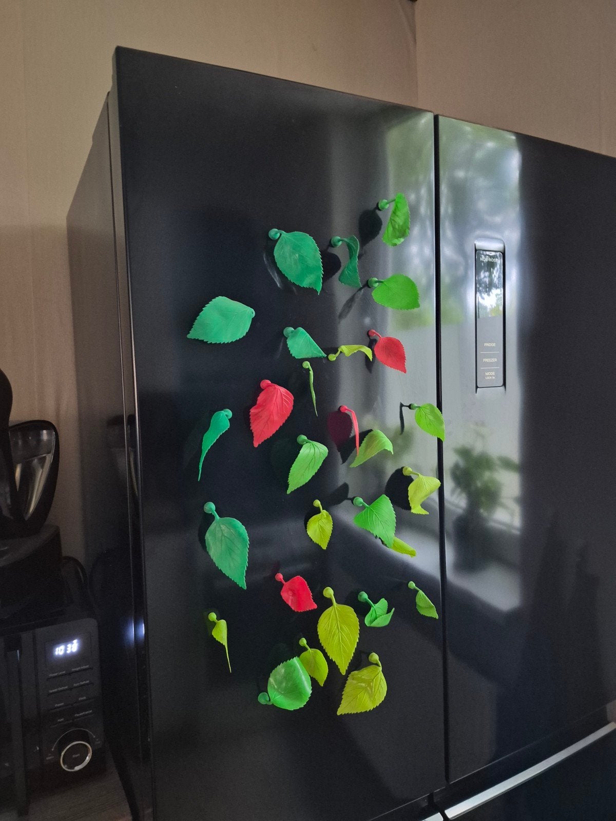 Gispen 'Leaf' magneten Richard Hutten - Zak vol (1000+), Huis en Inrichting, Gebruikt, Meerkleurig, Kunststof, Ophalen of Verzenden