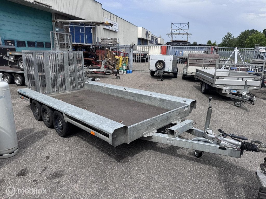 Machinetransporter 400x180 3-Asser, Gebruikt