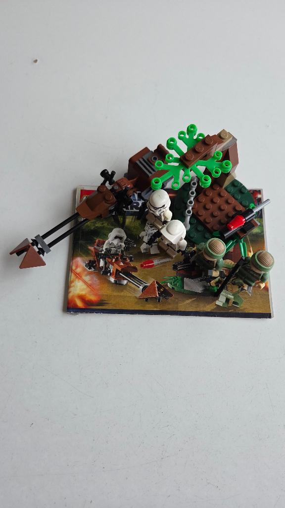 Lego Star Wars Set 9489 Endor Rebel Trooper & Imperial Troop, Kinderen en Baby's, Speelgoed | Duplo en Lego, Compleet, Star Wars