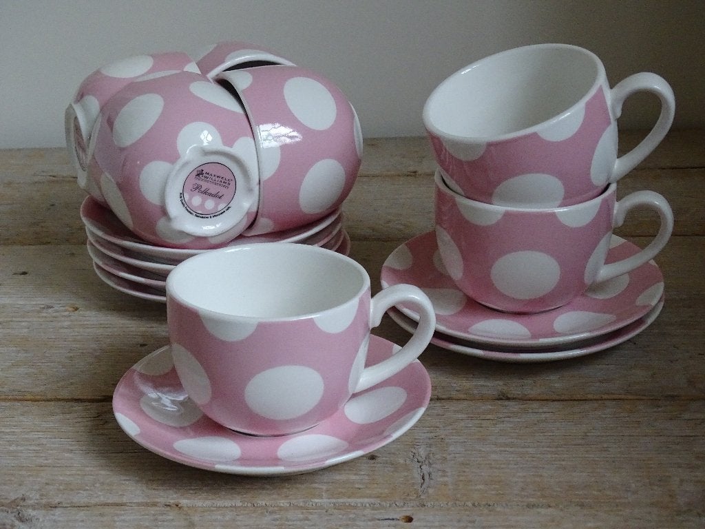 Servies, Maxwell & Williams POLKADOT roze, zo goed als nieuw, Overige typen, Ophalen of Verzenden, Zo goed als nieuw, Overige stijlen