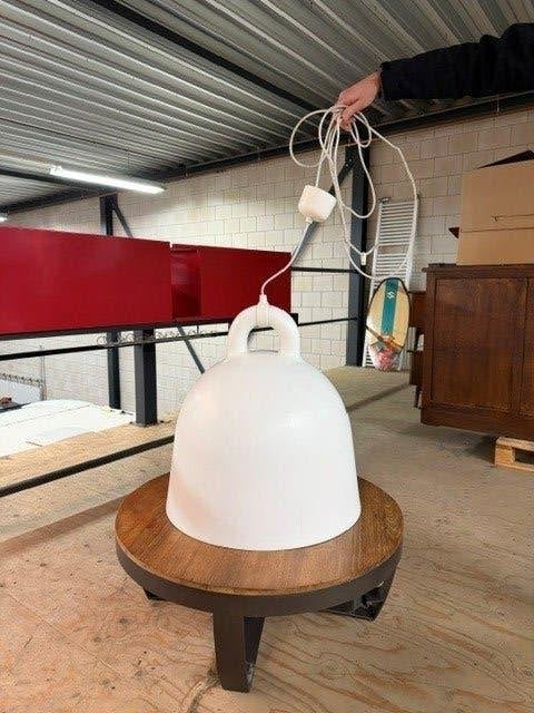 2 Hanglampen design 'Bell lamp', Ophalen, Gebruikt, Overige materialen, E27 (groot)