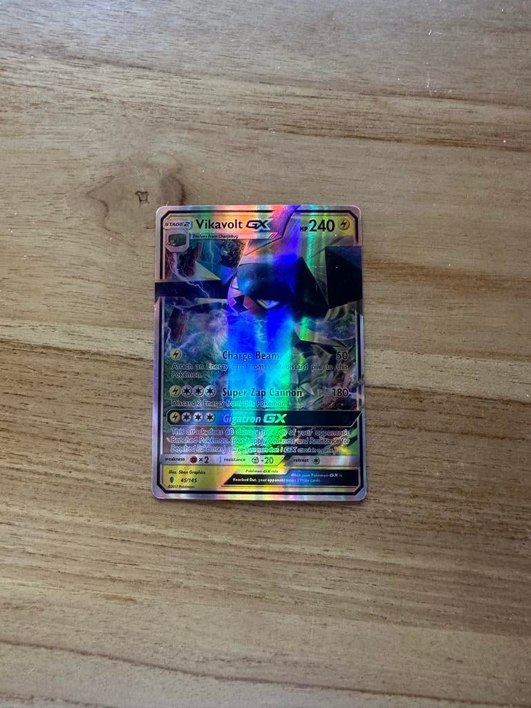 Vikavolt GX Pokémon Kaart - Foil (45/145), Ophalen of Verzenden, Zo goed als nieuw, Losse kaart, Foil