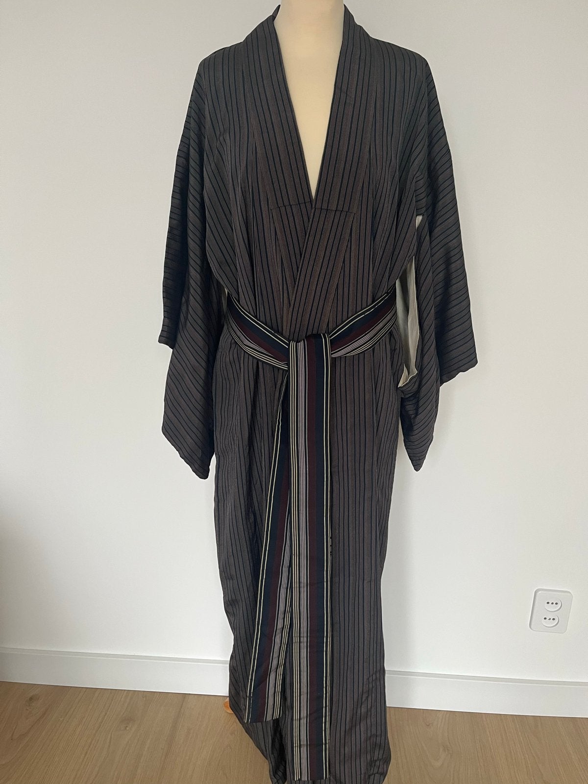 Vintage Japanse Kimono met streepdessin en obi, Antiek en Kunst, Ophalen of Verzenden