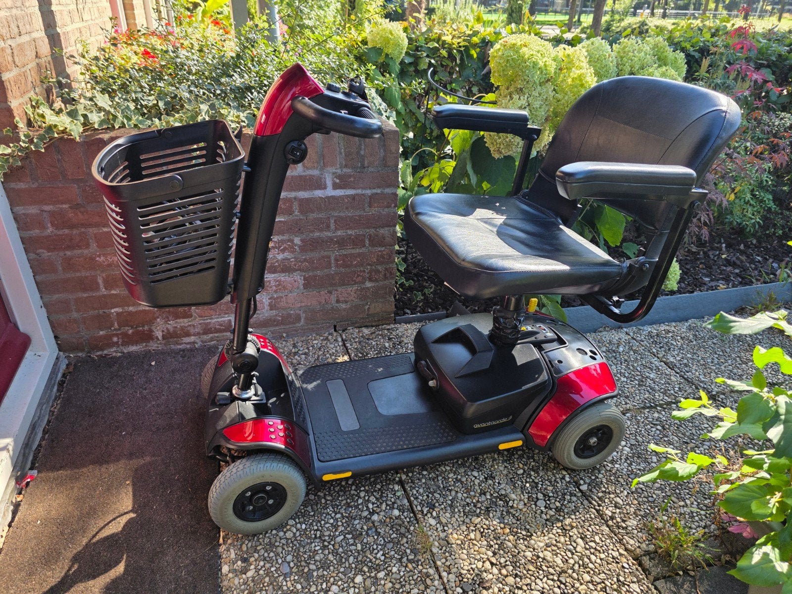 Scootmobiel Pride agogo opvouwbaar met luchtbanden, Ophalen, Gebruikt, 15 km of minder, 10 km/u of minder