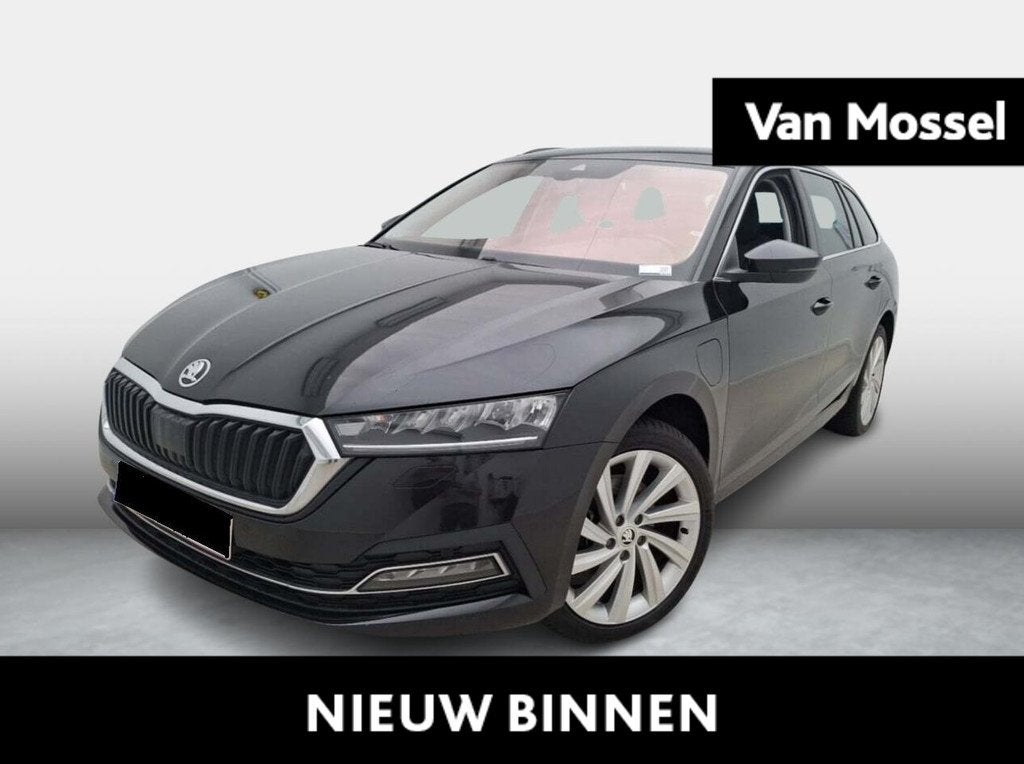 Skoda Octavia Combi 1.4 TSI iV PHEV Business Edition | WORDT, Auto's, Skoda, 12 maanden, Stof, Gebruikt, Euro 6