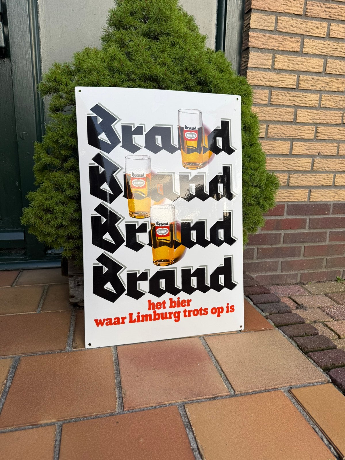 Brand bier emaille reclamebord reclame bord café mancave, Ophalen, Zo goed als nieuw, Reclamebord