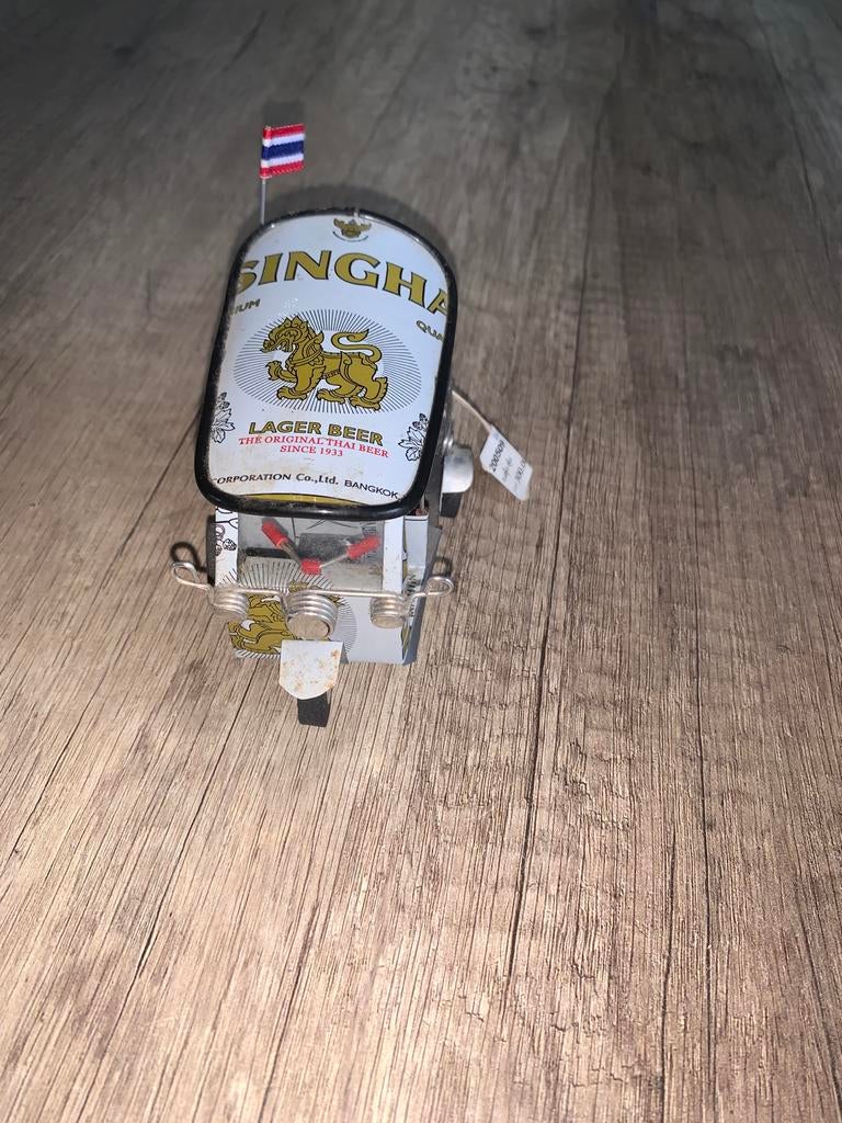 Hand Made in Thailand Singha bier Tuk Tuk Model -, Ophalen of Verzenden, Gebruikt