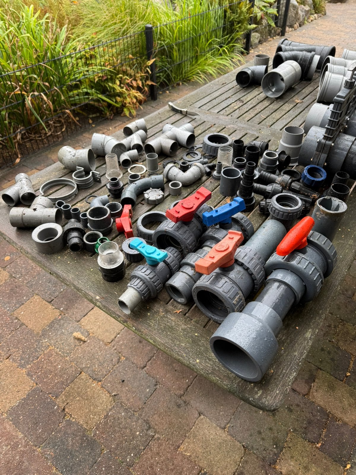 Diverse vijver materialen, bochten afsluiters koppeling, Ophalen of Verzenden, Zo goed als nieuw, Overige typen