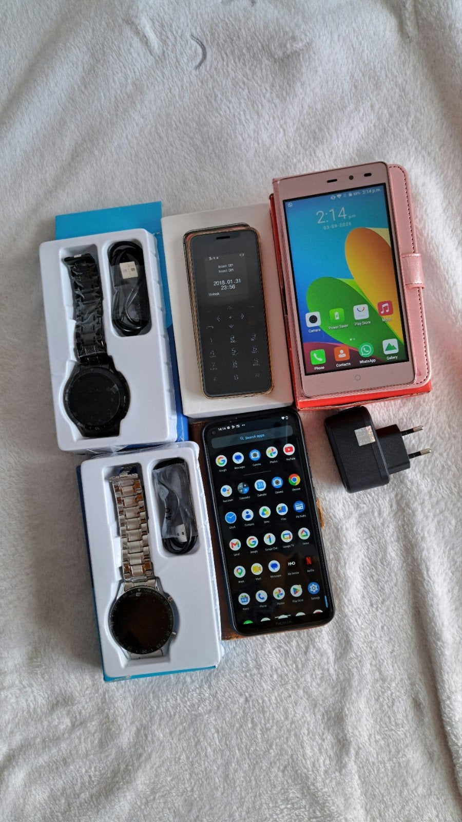 3 smartphones en 2 smartwatches - Diverse modellen, Verzenden, Gebruikt, Overige typen, Universeel