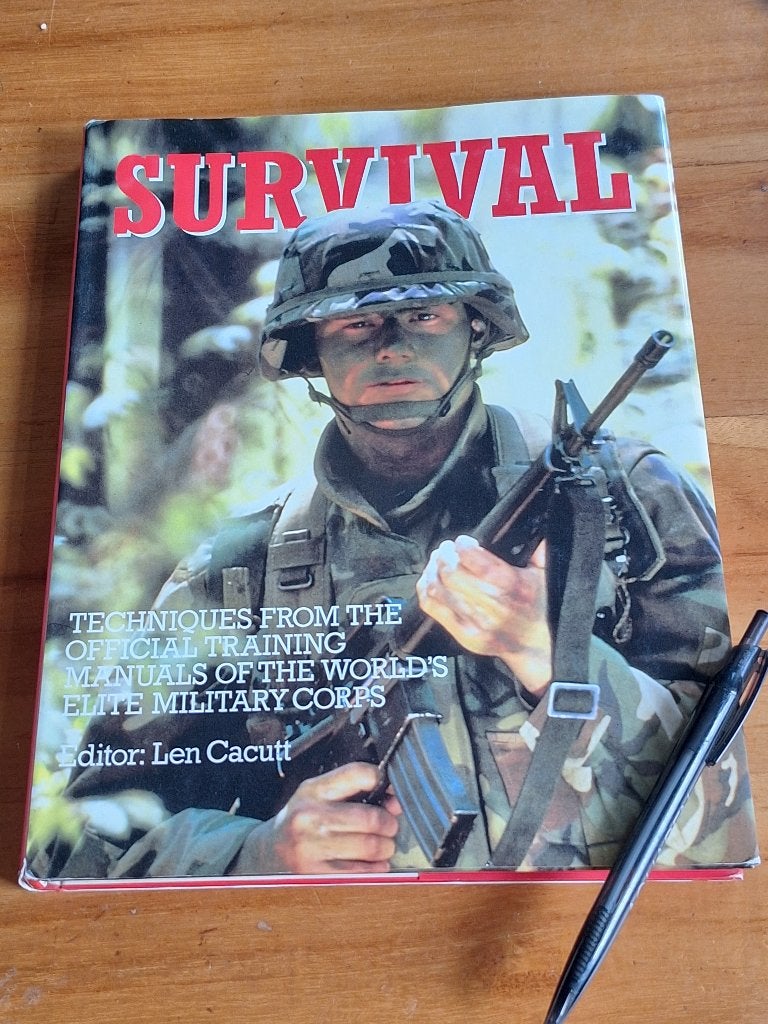 Survival: Techniques from the Official Training Manuals, Ophalen of Verzenden, Tweede Wereldoorlog, Zo goed als nieuw, Overige onderwerpen