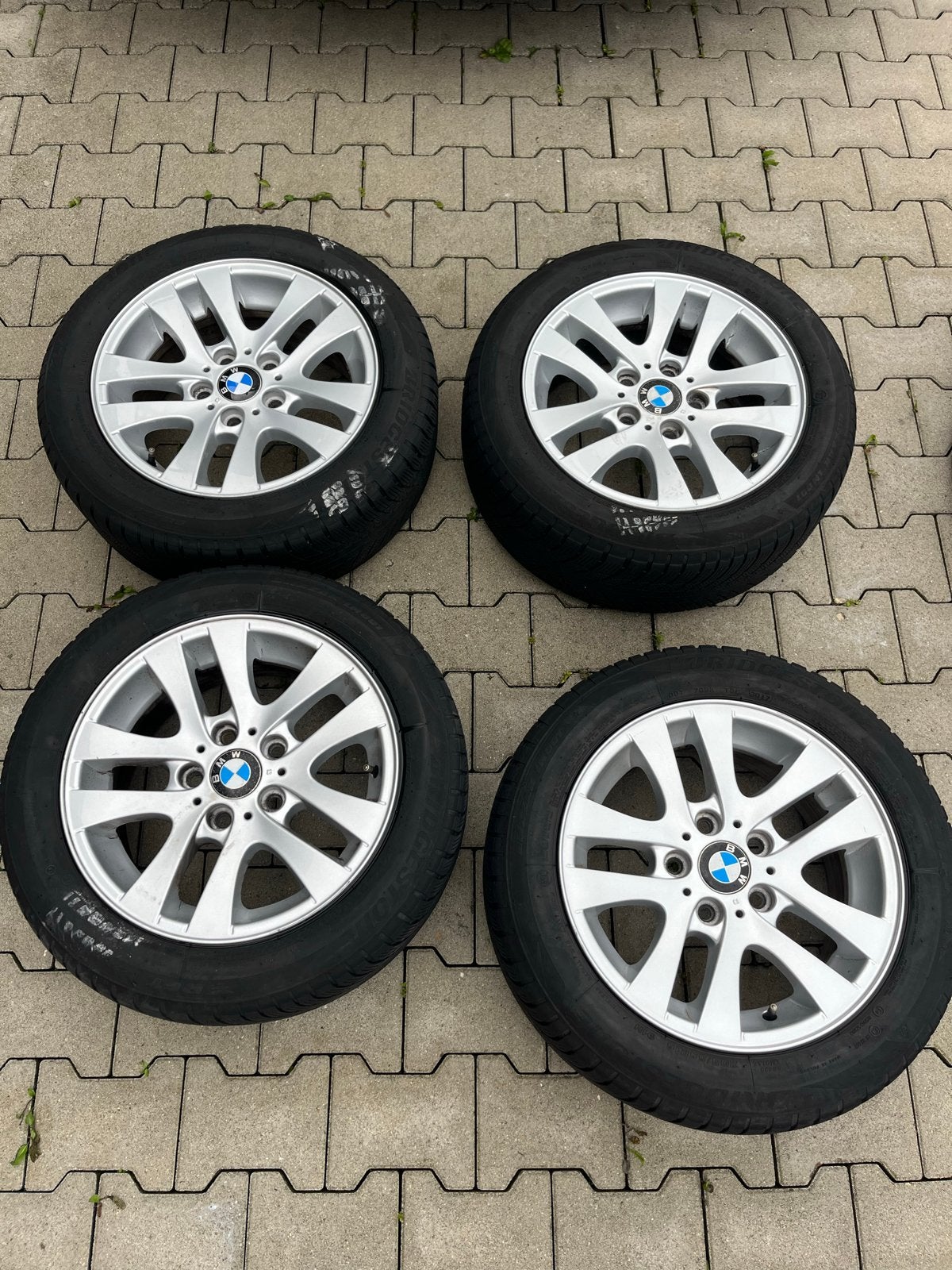 BMW 1 Serie E87 16 inch winterbanden met LM velgen, Auto-onderdelen, Ophalen, Gebruikt, 16 inch, Banden en Velgen
