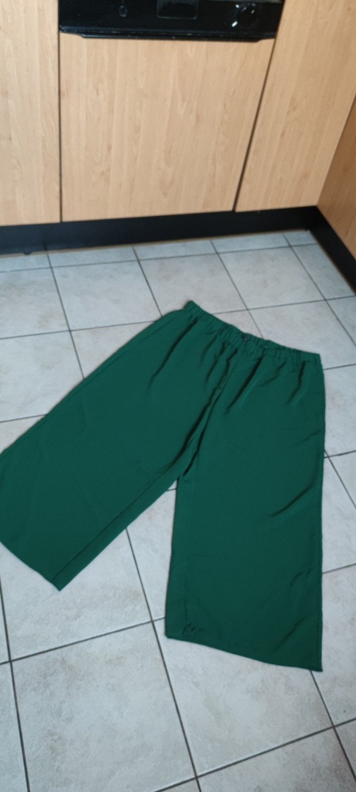 SHEIN Groen luchtige broek maat 4xL, Ophalen of Verzenden, Zo goed als nieuw, Groen, Broek of Spijkerbroek