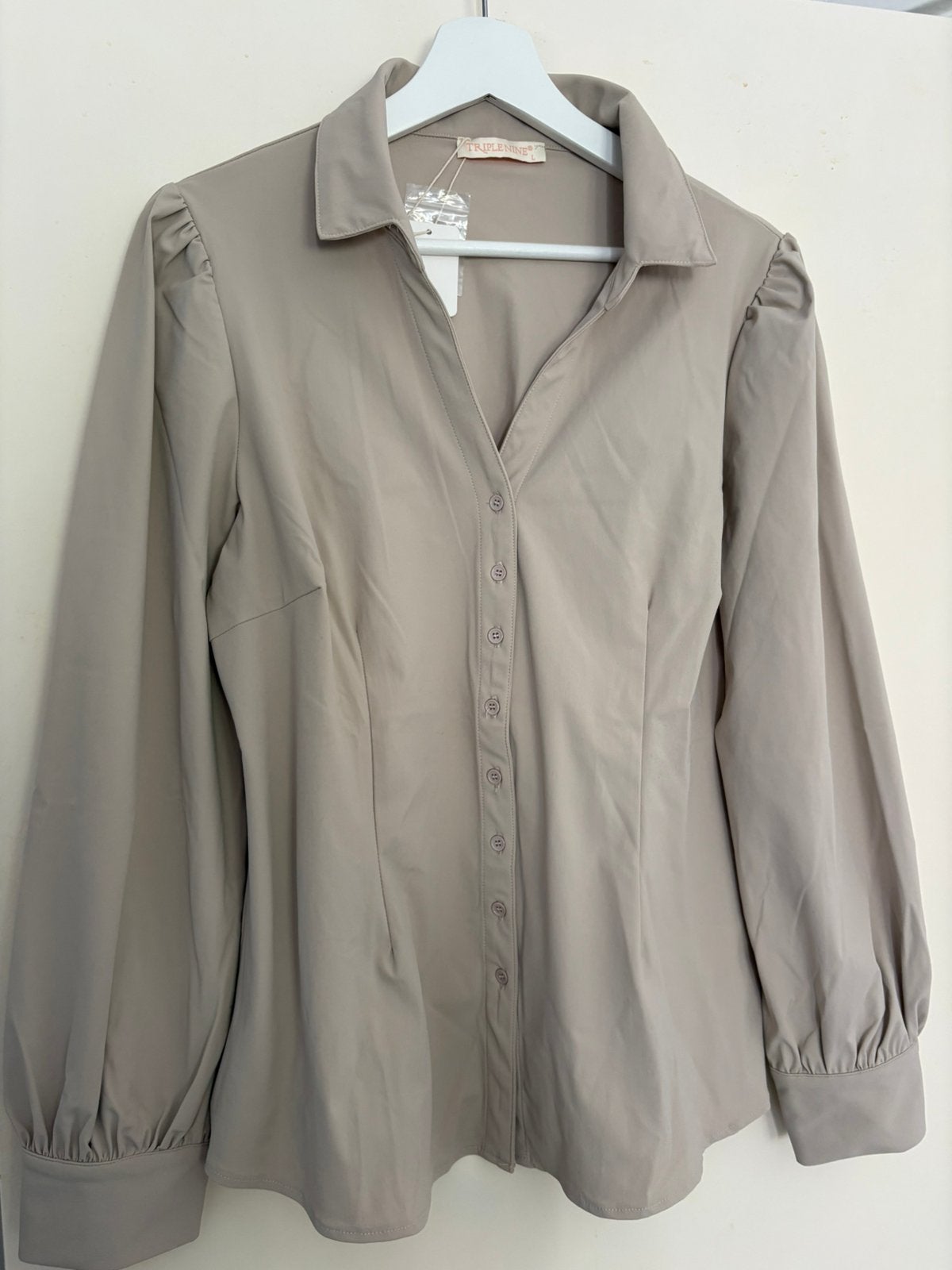 Triple Nine Blouse Travelstof., Ophalen of Verzenden, Zo goed als nieuw, Maat 42/44 (L)