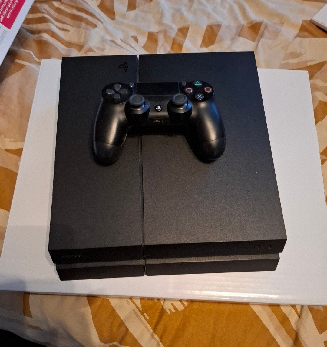 PlayStation 4 met controller - Gebruikt, Ophalen, Gebruikt, 1 TB, Met 1 controller