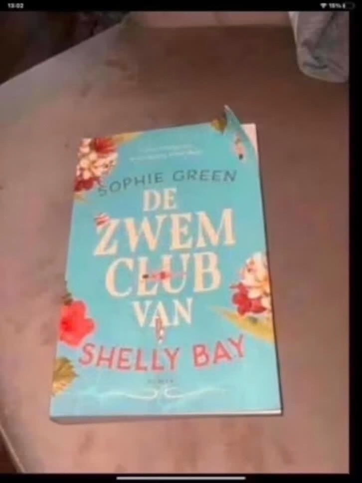 De zwemclub van Shelly Bay, Verzenden
