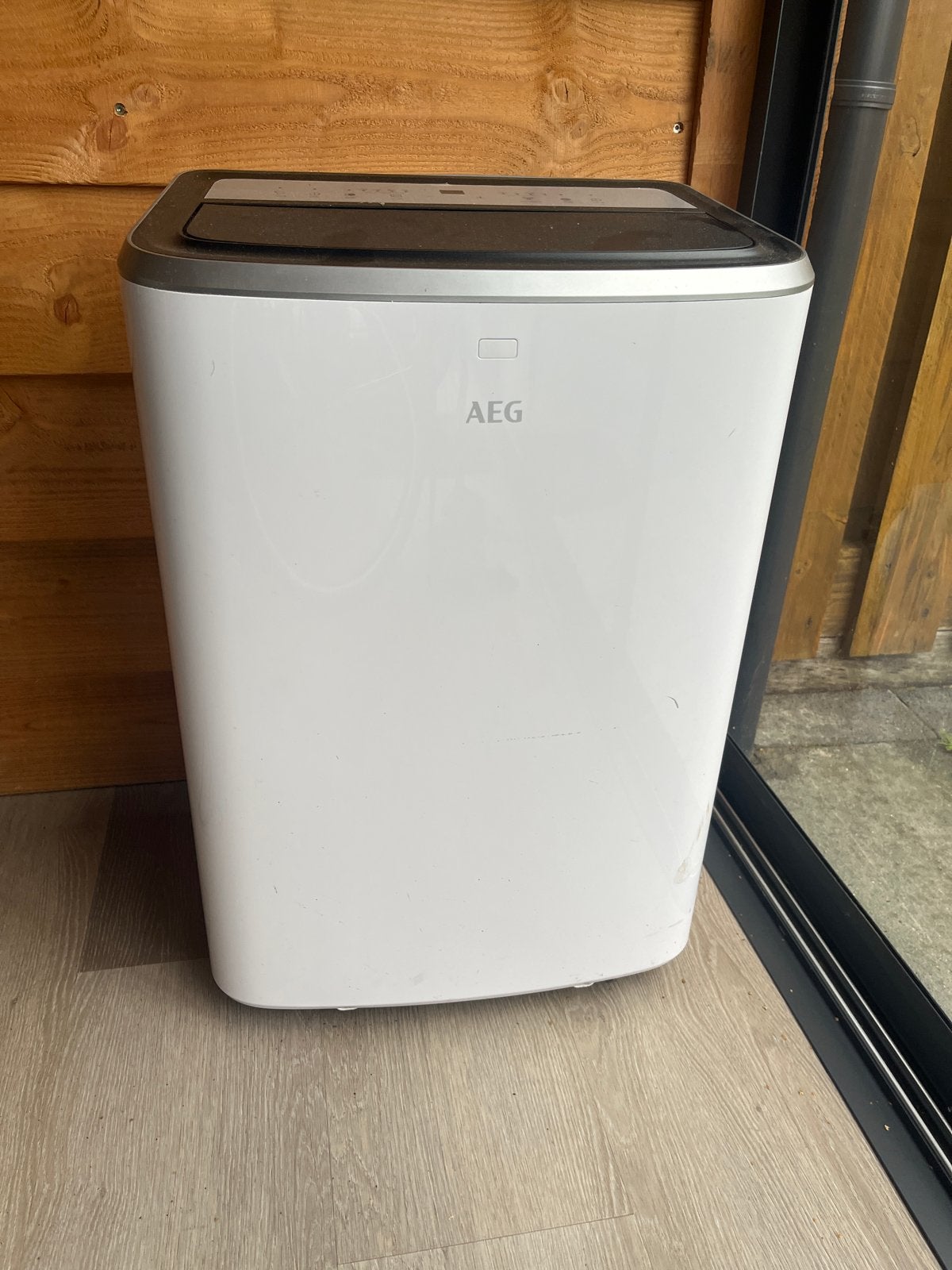 AEG mobiele airco - Zo goed als nieuw, Witgoed en Apparatuur, Ophalen of Verzenden, Zo goed als nieuw, Luchtontvochter