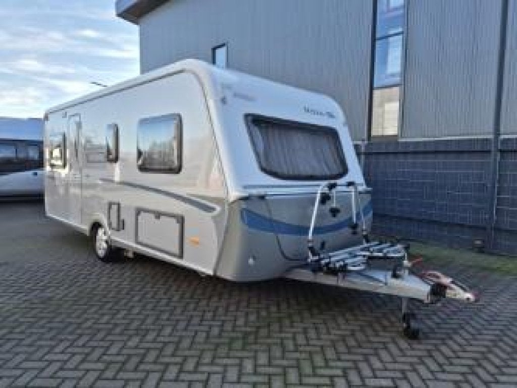 Eriba NOVA-GL 532 Mover + Enkele bedden, Rondzit, 7 tot 8 meter, Bedrijf, Eriba
