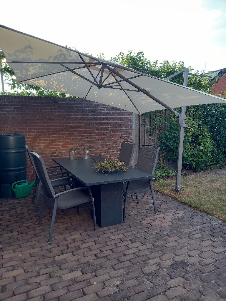 Zweef parasol, Tuin en Terras, Parasols, Ophalen, Zo goed als nieuw, Zweefparasol, Verstelbaar