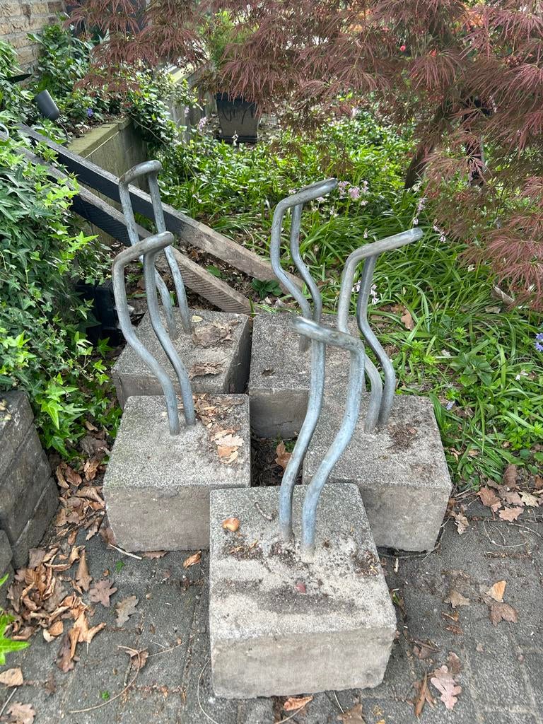 Fietsbeugel fietsrek met betonnen voet - 5 stuks, Ophalen, Gebruikt