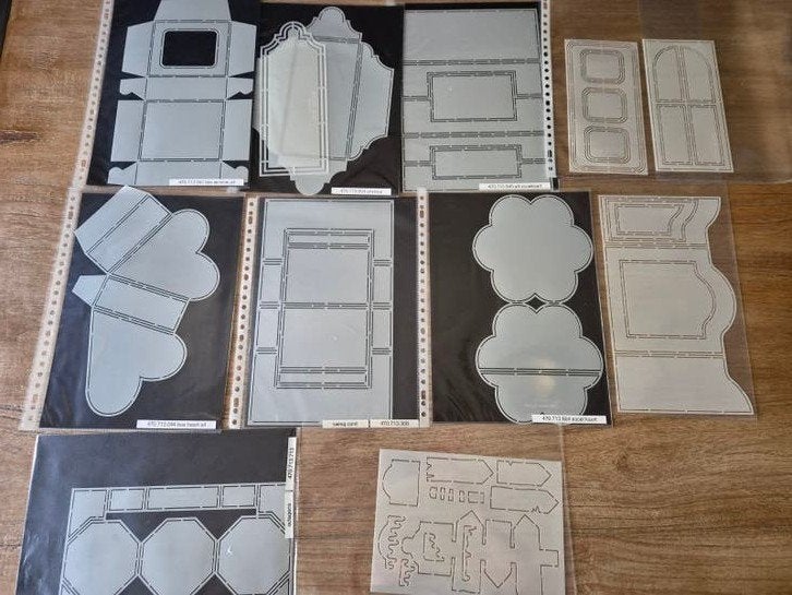 Dutch Doobadoo mallen voor kaarten en dozen, Hobby en Vrije tijd, Knutselen, Gebruikt, Overige thema's, Ophalen of Verzenden, Kunststof