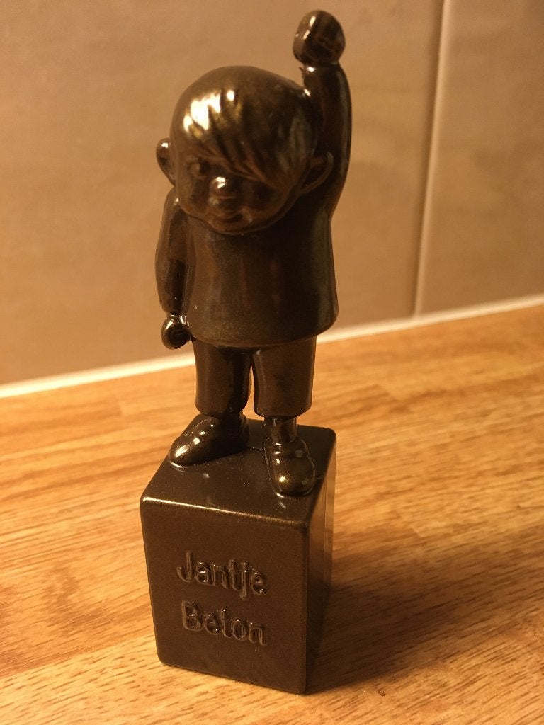 Beeldje Jantje Beton, Ophalen of Verzenden, Zo goed als nieuw, Mens