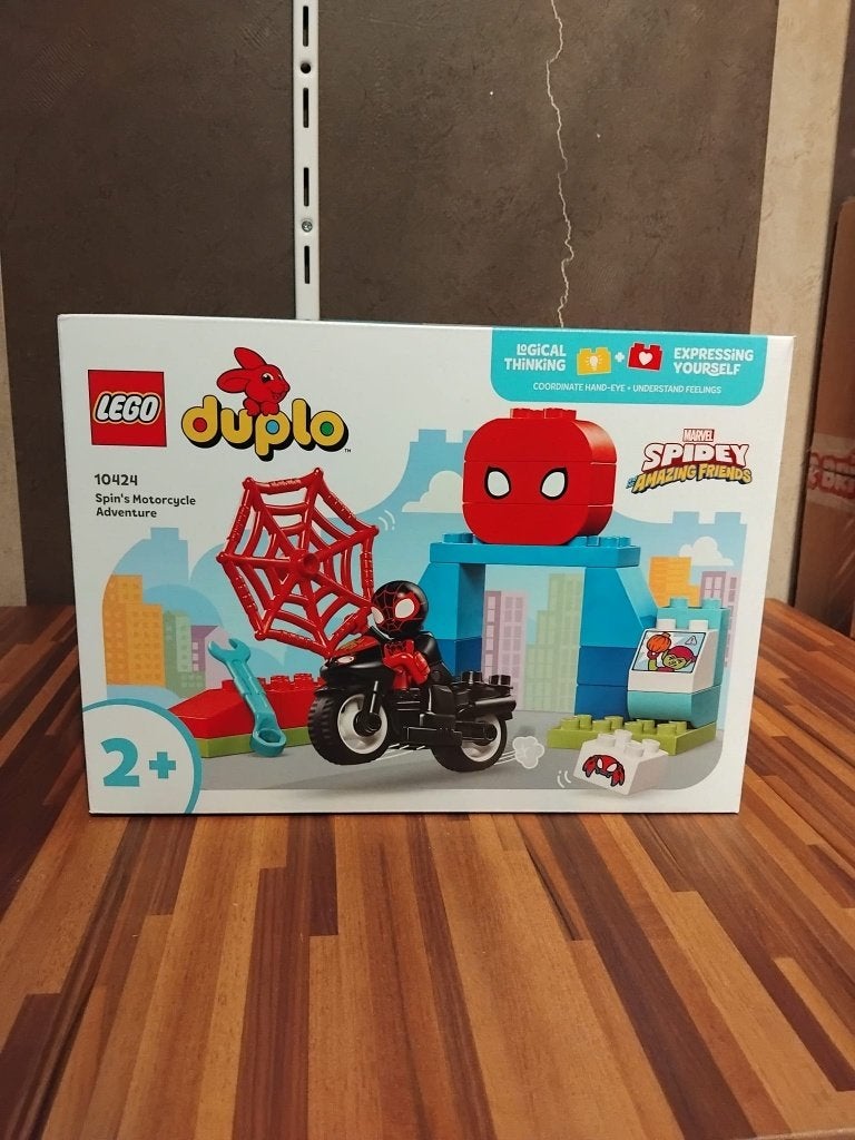Lego Spiderman 10424 I De motoravonturen van Spin Gloednieuw, Kinderen en Baby's, Speelgoed | Duplo en Lego, Marvel, Lego, Nieuw