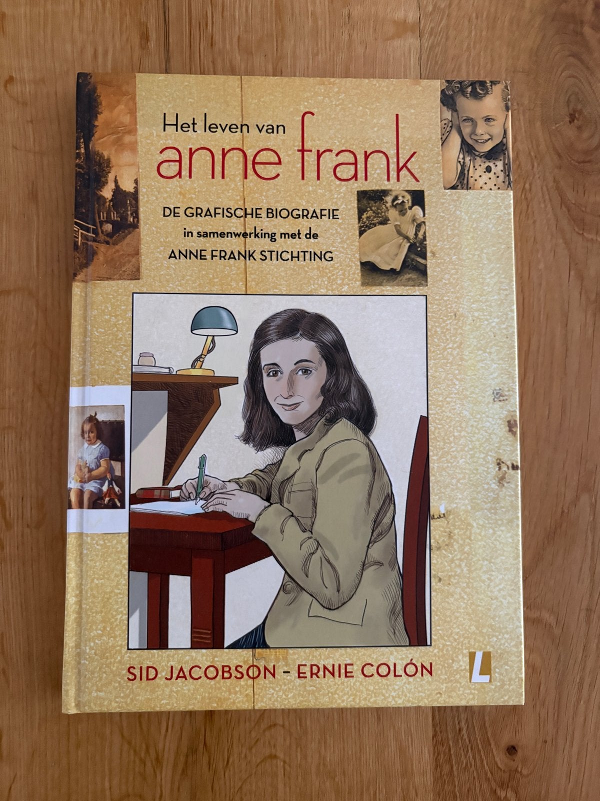 Het leven van Anne Frank - De grafische biografie, Ophalen of Verzenden, Zo goed als nieuw, Overige